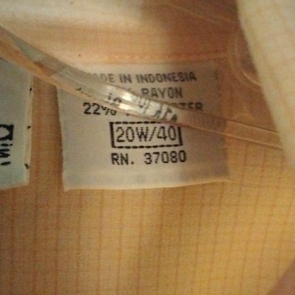 COMBO PACK----2 20W CAROLINA COLOURS BUTTON DOWNS - Picture 2 of 5